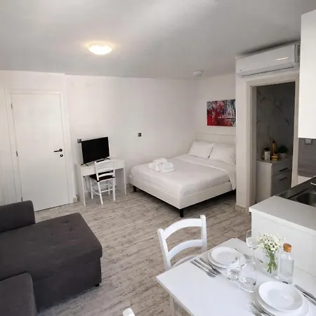 Dalmacija Modern 1-minute Walk To Apartmán