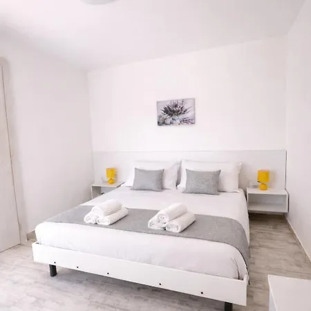 Dalmacija Modern 1-minute Walk To Apartmán *