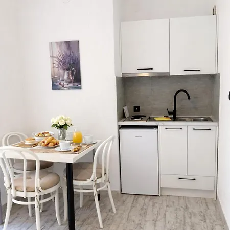 Dalmacija Modern 1-minute Walk To Apartmán Makarská